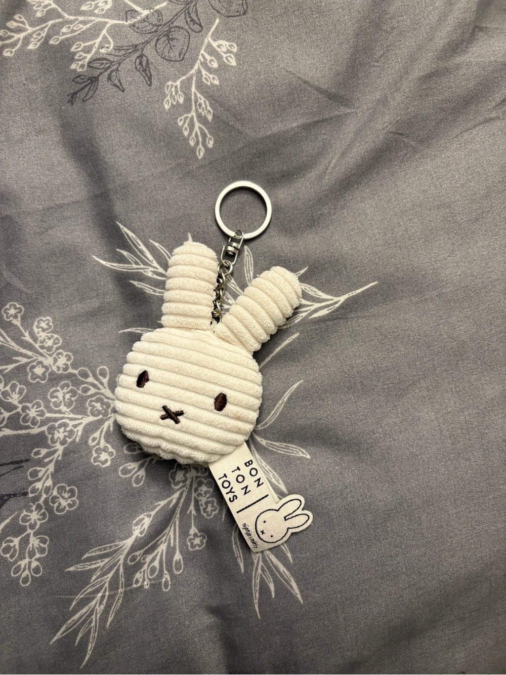 White Miffy Keychain- Bon ton Toys